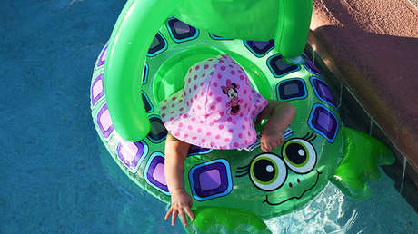 Hija de 19 meses de un famoso esquiador olímpico muere ahogada en una piscina