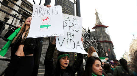 "Nosotres, les estudiantes": El polémico uso del género 'neutro' que enciende la red