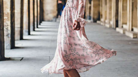 FOTOS: Interrumpen un programa en vivo y despiden a la presentadora por su vestido "inapropiado"