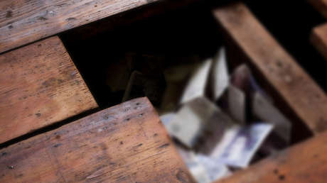 Reino Unido: encuentra 30.000 libras de la Segunda Guerra Mundial al reformar su tienda