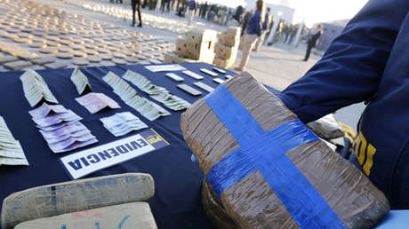 'Narcoambulancias' o calendarios del mundial: Las extrañas maneras de introducir drogas en Chile