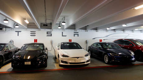 EE.UU. prohíbe un dispositivo capaz de engañar al piloto automático de Tesla 