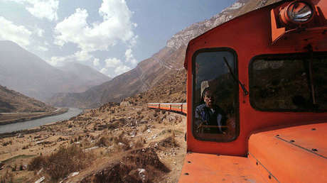 ¿Una solución?: Firman el reglamento del tren bioceánico que cruzará cuatro naciones de Suramérica