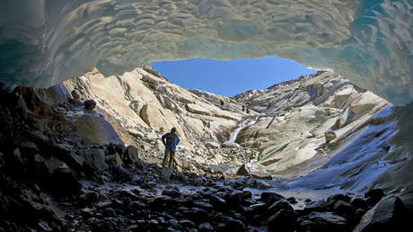 Descubren extrañas propiedades que adopta el agua en el manto terrestre