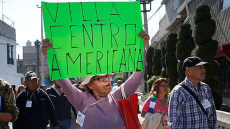 VIDEO: Los damnificados por el sismo del 19 de septiembre bloquean una calle en Ciudad de México