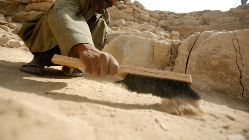 Hallan en las antiguas alcantarillas de Jerusalén una moneda del turbulento año 69