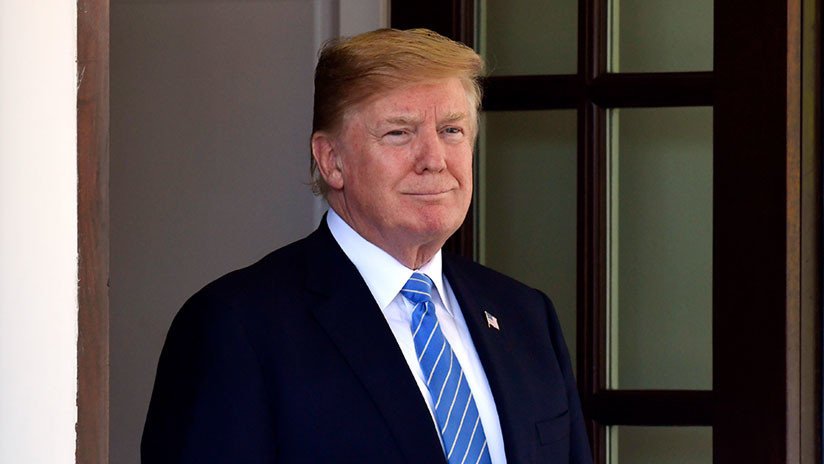 Trump dice que tuvo una "gran conversación" con el presidente electo de México López Obrador