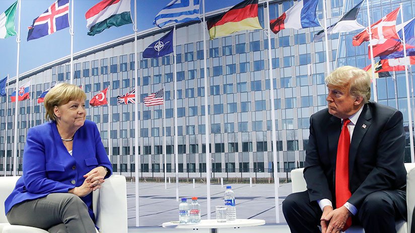 "Tú, Angela": Trump provoca sesión de emergencia en la OTAN con diatriba sobre gastos militares