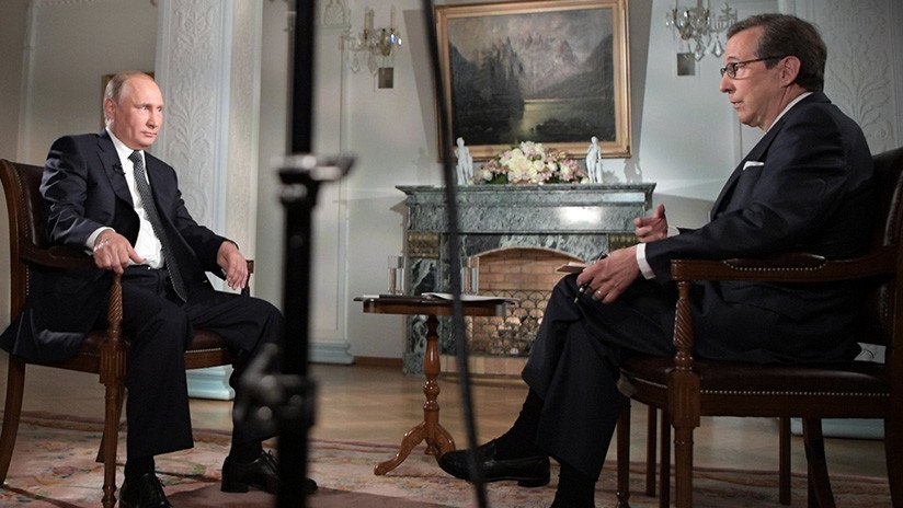 Putin tras cumbre con Trump: "Los esfuerzos de Occidente para aislar a Rusia fracasaron"