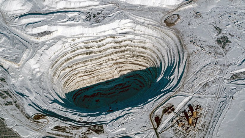 Hallan billones de toneladas de diamantes en el interior de la Tierra