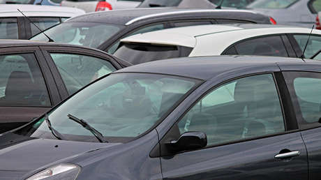 Más vale tarde que nunca: Se "siente culpable" y paga una multa de estacionamiento tras 44 años 