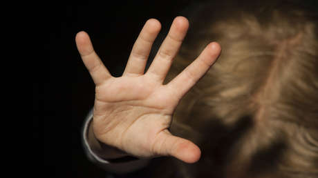 "La pesadilla de todos los padres": Una mujer en pasamontañas secuestra a bebé de 11 días (VIDEO)