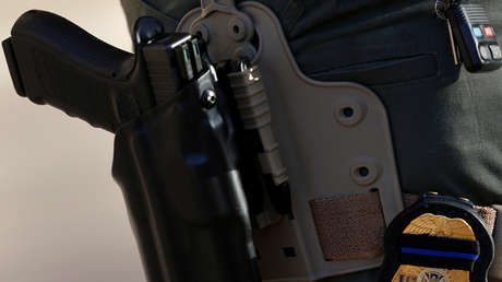 VIDEO: Policía trata de dispersar a varios niños con una pistola en EE.UU.