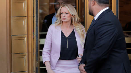 Arrestan a la actriz porno Stormy Daniels, que afirmó haber tenido un romance con Trump