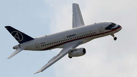 Peruvian Airlines planea comprar aviones rusos SuperJet 100