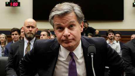 Director del FBI: "No hemos visto injerencia rusa en la infraestructura de las próximas elecciones"