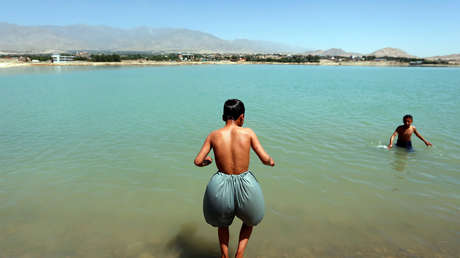 Momentos de la vida cotidiana del país conocido como el 'cementerio de imperios'