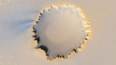 ¿Vida en Marte? La pregunta resurge tras descubrirse el primer lago de agua líquida en ese planeta