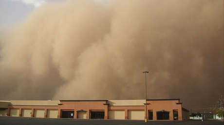VIDEO: Tormenta de arena 'se traga' una ciudad entera en China en un espectáculo apocalíptico 