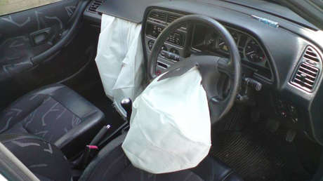 India: Tres amigos graban su viaje en automóvil y todo termina en un fatal accidente (VIDEO)