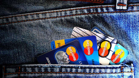 VIDEO: Demuestran lo sencillo que resulta robar dinero en segundos de una tarjeta sin contacto