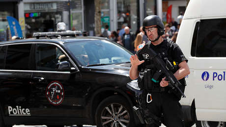 Un hombre se suicida haciendo explotar un cinturón de explosivos en un campo de fútbol en Bélgica