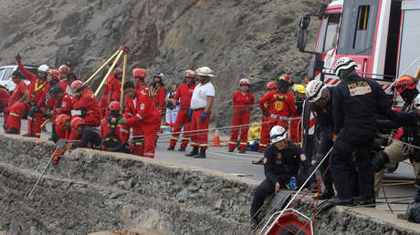 Perú: Dos trenes chocan en Machu Picchu (VIDEO)