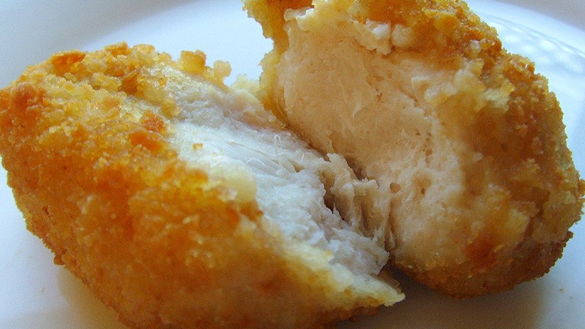 VIDEO: Un policía de Florida salva a un bebé que se atragantó con un 'nugget' de pollo