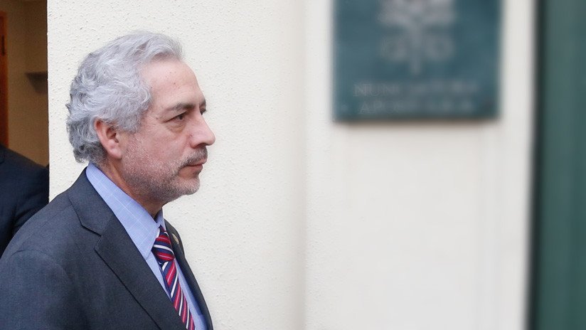 Autoridades de Chile allanan la Conferencia Episcopal por casos de abusos sexuales
