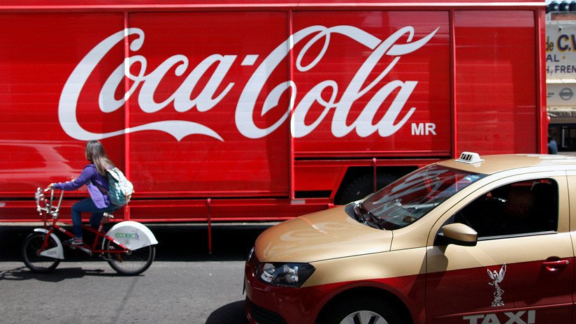 Denuncian que el Gobierno mexicano beneficia a Coca-Cola mientras comunidades carecen de agua
