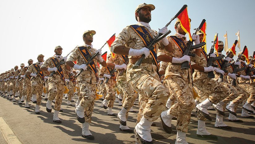 Un alto clérigo iraní advierte a Washington e Israel que serían atacados si EE.UU. golpea a Irán