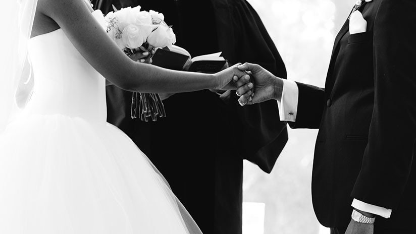 Una mujer con una enfermedad letal se muere en su propia boda (VIDEO)