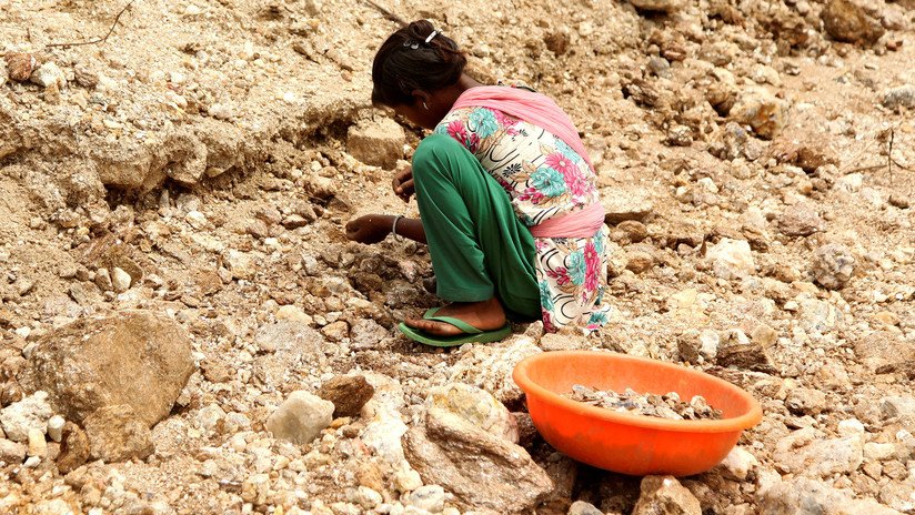 España: una familia abandona a una niña adoptada al percatarse de su verdadera edad  