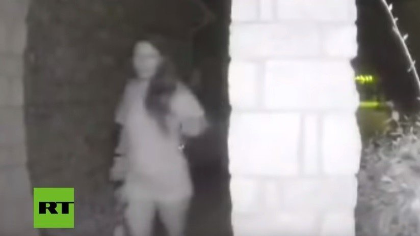 Rescatan a la misteriosa mujer con grilletes que pedía ayuda en EE.UU.