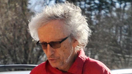 "Lloraba de dolor": Acusan a un pediatra de abusar sexualmente de una recién nacida y otros 29 niños