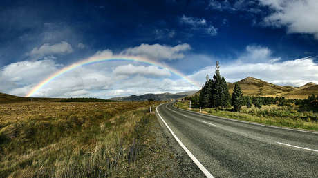 FOTO: Un automovilista fotografía la figura de un 'ángel guardián' sobre el horizonte en EE.UU.