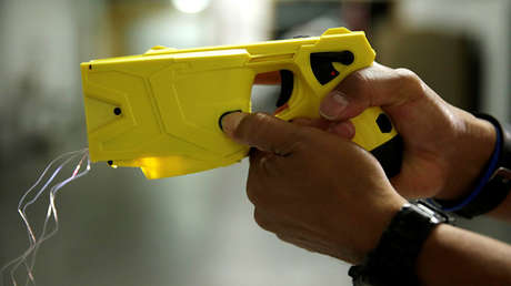 VIDEO: Un policía utiliza un arma eléctrica contra un perro en EE.UU.