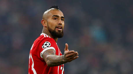 El F.C. Barcelona confirma el fichaje del chileno Arturo Vidal 