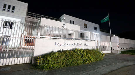 Arabia Saudita pone fin a los acuerdos de capacitación y becas con Canadá