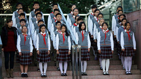 Una exactriz porno japonesa hace esto en un acto benéfico y los pioneros chinos se indignan