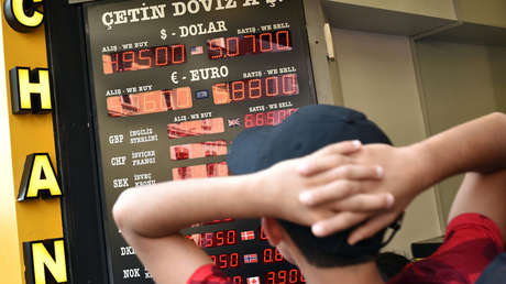 Ankara: "La lira turca ha sido atacada por el mismo presidente Trump"