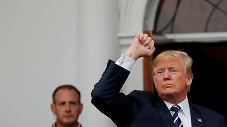 "Porque el muro no frenará a mexicanos espaciales": La Fuerza Espacial de Trump desata ola de memes