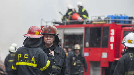 VIDEO, FOTOS: Se incendia un autobús a metros de la Casa Rosada de Argentina
