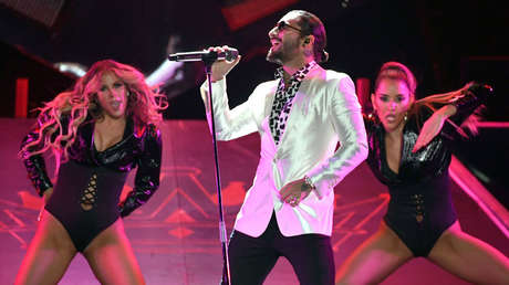 FOTOS: Destrozan a Maluma por los errores de Photoshop en la portada de su 'Mala mía'