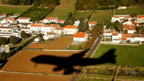 VIDEO: Un avión de LC Perú con daño en el tren de aterrizaje hace un descenso de emergencia en Lima