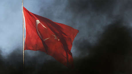 Erdogan: "Un ataque a la economía no es distinto a un ataque a la bandera"