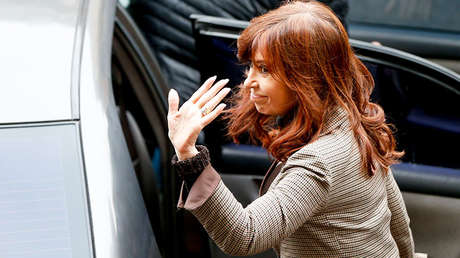 Argentina: Cristina Kirchner acepta allanamientos en sus propiedades