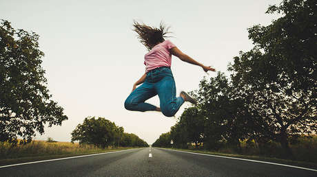 Una joven acaba con hemorragia cerebral por hacer el reto Kiki