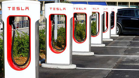 Elon Musk contrata al banco Morgan Stanley para sacar a Tesla de la bolsa