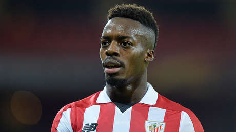 VIDEOS, FOTO: Una figura de la Liga española responde a un empujón de su pareja con un escupitajo 